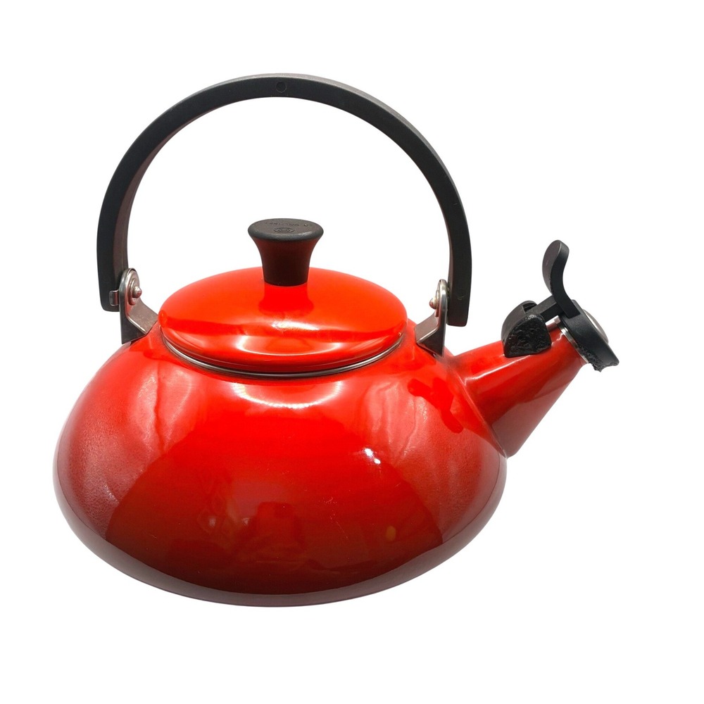 Le Creuset Zen Tea Kettle 1.6 Qt Cerise Red Enamel on Steel Whistling Stovetop